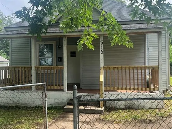 315 W Kansas Ave, Saint Joseph, MO 64504