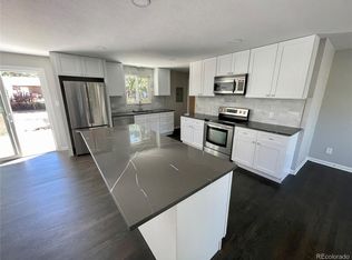 676 S Quentin St, Aurora, CO 80012