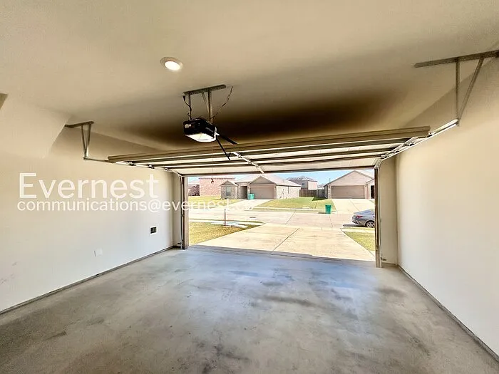 416 Micah Ln — Photo 20