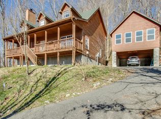 1160 Shoreside Dr, Smithville, TN 37166
