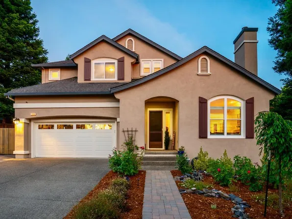 1450 Nighthawk Place, Santa Rosa, CA 95409