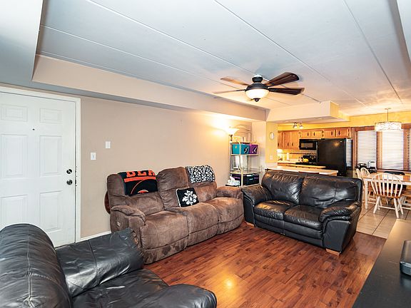 5th image of 4425 Prescott Ave APT 201