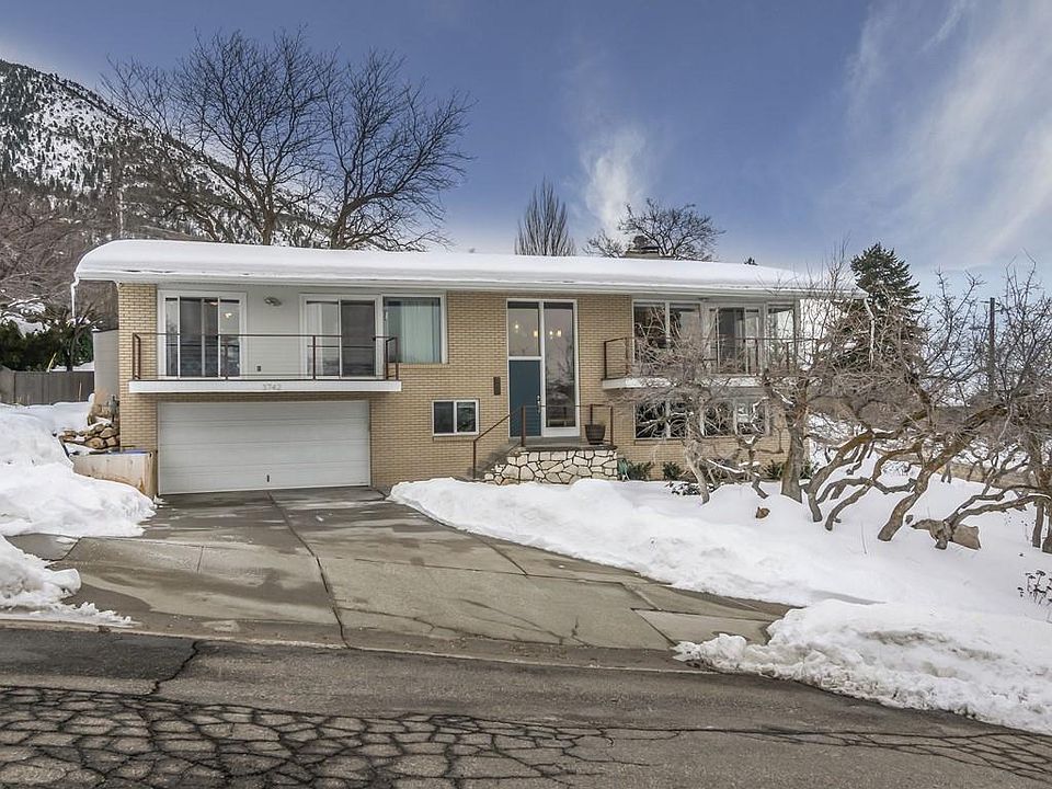 1st image of 3742 E Eastcliff Cir