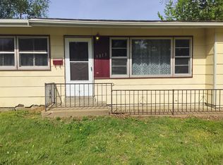 9013 Dever Dr, Saint Louis, MO 63136