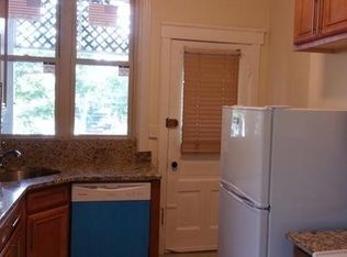 108 S Kenilworth Ave #2R, Oak Park, IL 60302