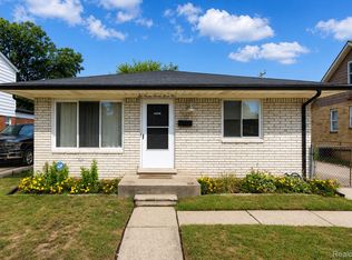 27735 Osmun St, Madison Heights, MI 48071
