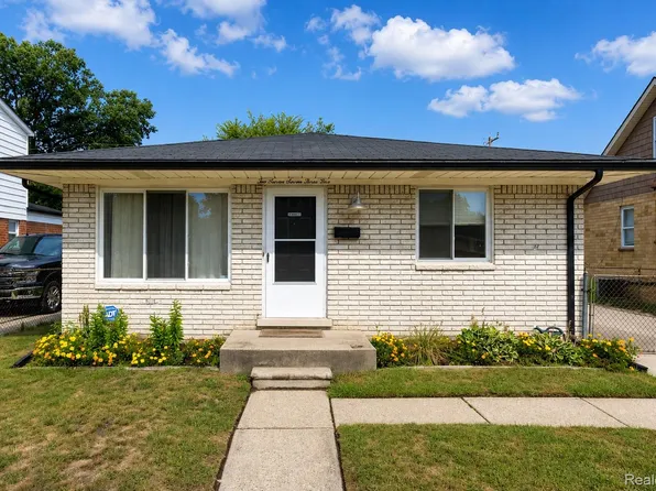27735 Osmun St, Madison Heights, MI 48071
