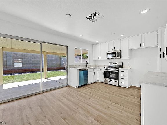 5th image of 6645 Gazelle Dr