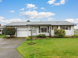 2275 Country Club Ter, Woodburn, OR