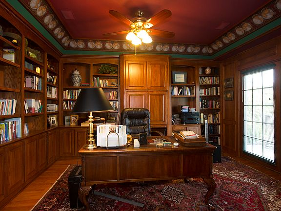 In-Home Office, Shelves & Bookcases