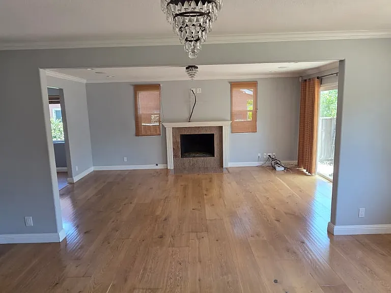 7648 Newcastle Dr — Photo 1