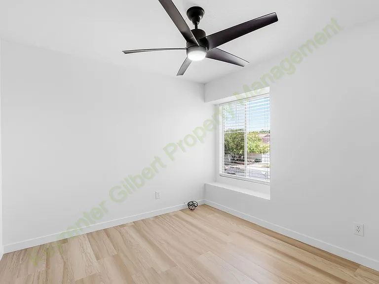 5435 E Elmwood St — Photo 23