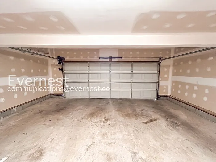 701 Vineland Ct — Photo 20