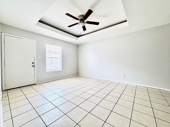 5th image of 1409 Prosperity Dr #2