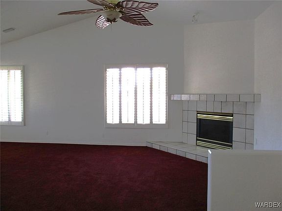 5th image of 2902 Desert Vista Dr