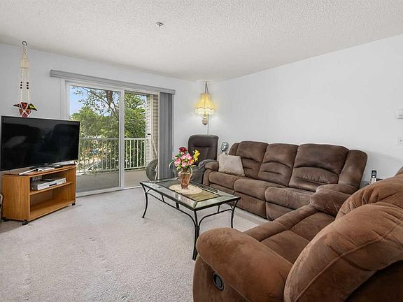 2nd image of 6224 N 17th Ave SE #2210