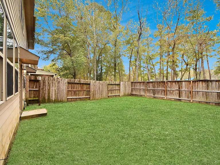 16130 Beachside Pl — Photo 45