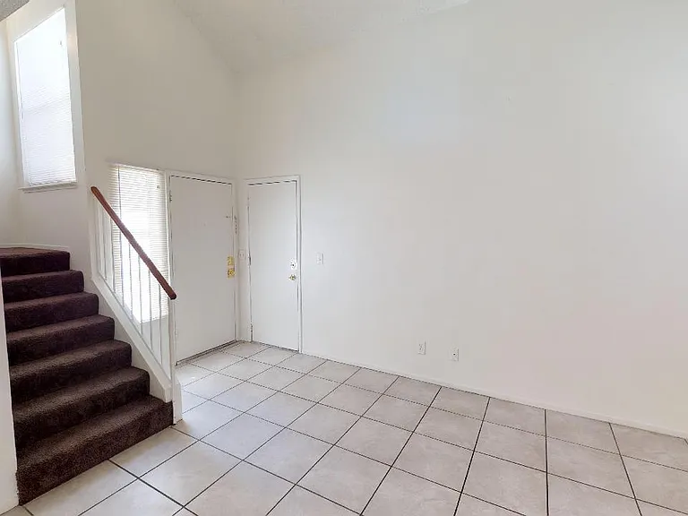 4005 Saguaro Ln — Photo 11