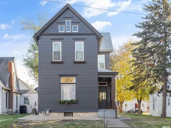 934 Jefferson St, Quincy, IL 62301