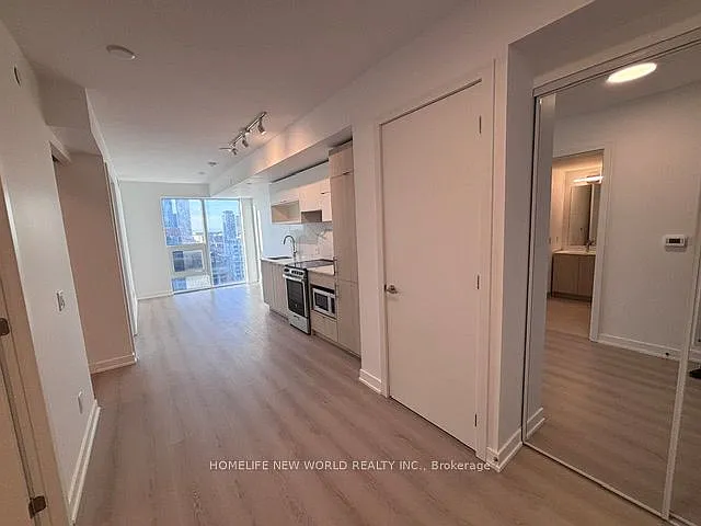 100 Queen St E #1707 — Photo 14