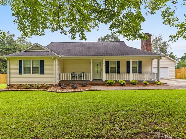 311 Zion Church Rd, Easley, SC 29642