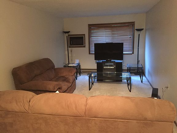 4th image of 221 Grand Ave W APT 115