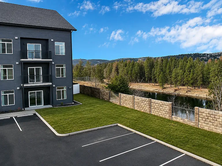 Arborview on the River — Photo 9