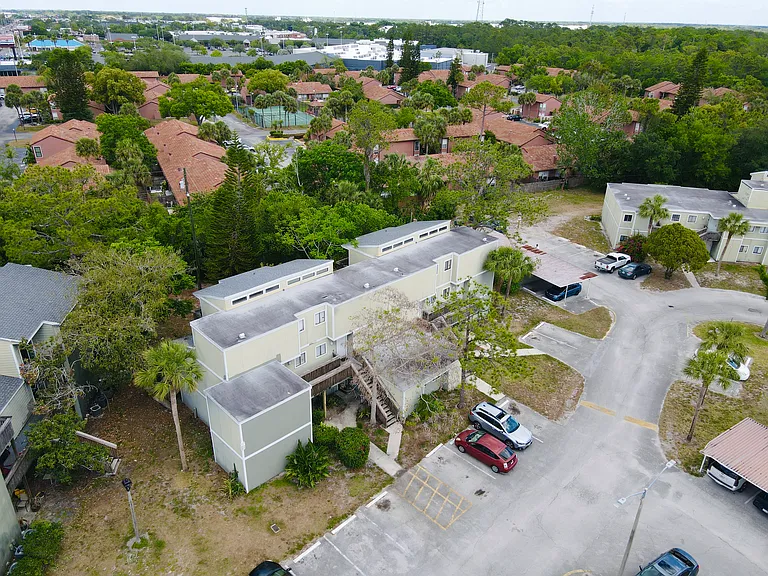 123 Scottsdale Sq #123 — Photo 14
