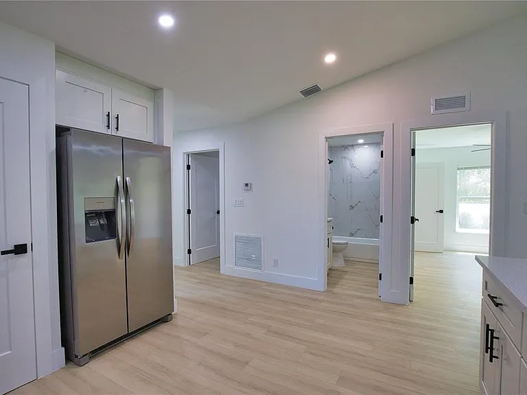17147 Carleen Ave — Photo 20