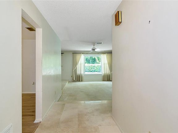 4th image of 1380 Tierra Cir