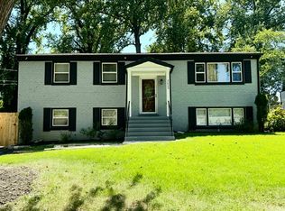 2809 Lumar Dr, Fort Washington, MD 20744