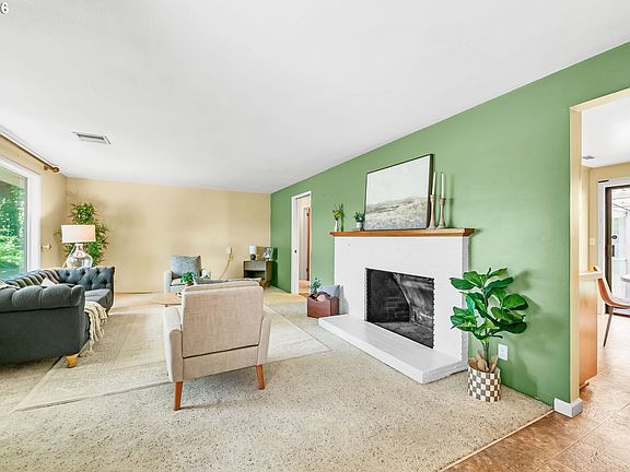 5th image of 1385 Beebe Ln