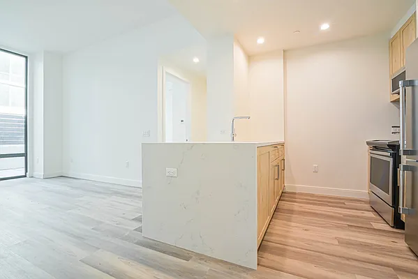 Rented by EXR | media 1