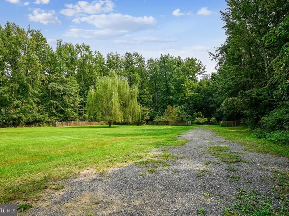 1351 & 1353 Yorktown Rd, Annapolis, MD 21409