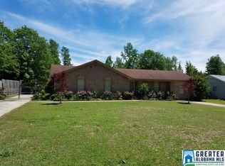 106 Holiday Estates Dr, Cropwell, AL 35054