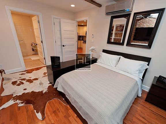 2nd image of 1810 Astoria Blvd APT 1B