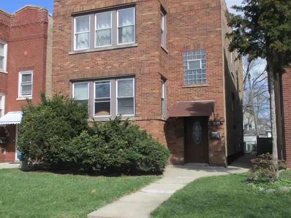 1525 Gunderson Ave, Berwyn, IL 60402