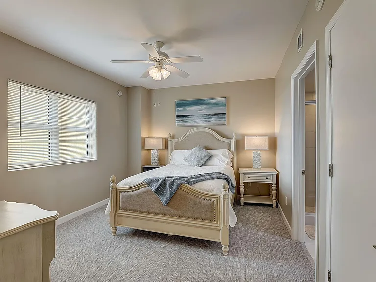 2650 Lake Shore Dr #804 — Photo 30