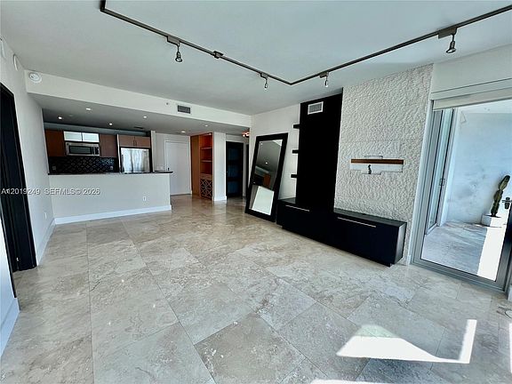 4th image of 300 S Biscayne Blvd APT 2606