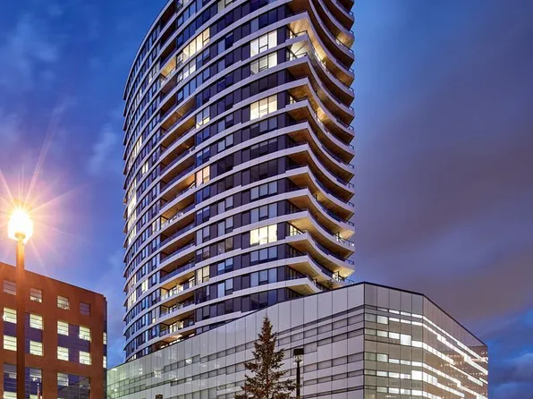 485 Richmond Rd #1906, Ottawa, ON K2A 3W9