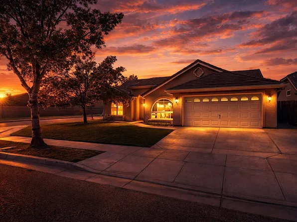 529 Fairmont Dr, Los Banos, CA 93635