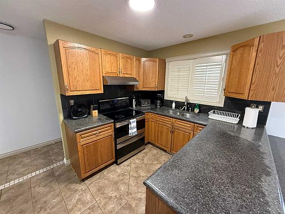 5th image of 433 S Collinge Rd