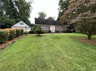 406 Spring St, King, NC 27021