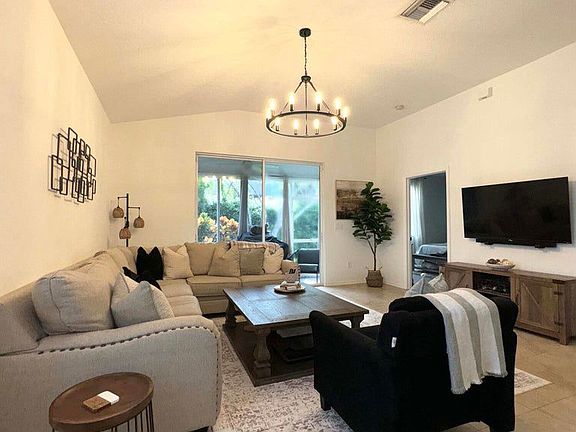 2nd image of 147 Coconut Key Ln #147