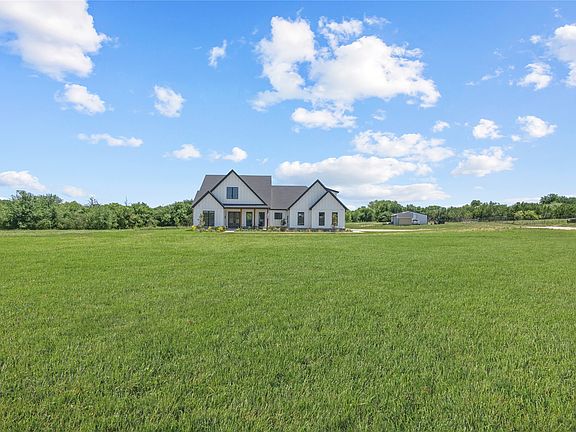 5th image of 1100 Maverick Ct
