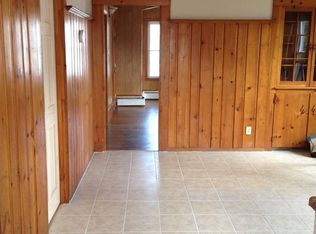 14 Adams St APT 1, Taunton, MA 02780