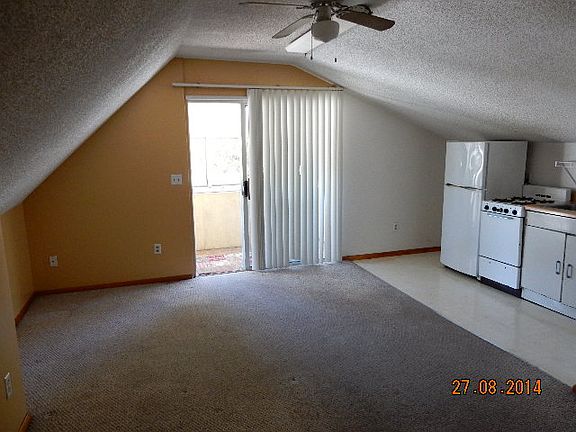 2nd image of 1074 W Chase Ave