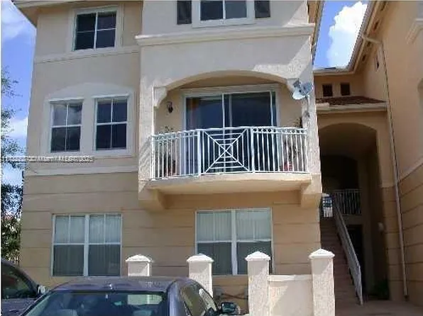 8980 W Flagler St APT 204, Miami, FL 33174
