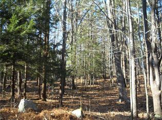 31 Raynes Neck Rd, York, ME 03909