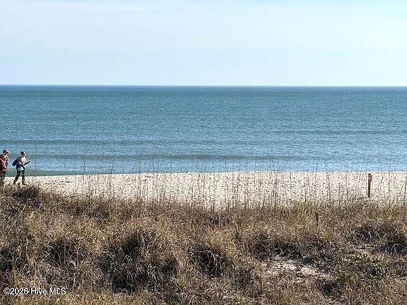 3rd image of 115 Carolina Beach Avenue S Unit 1a